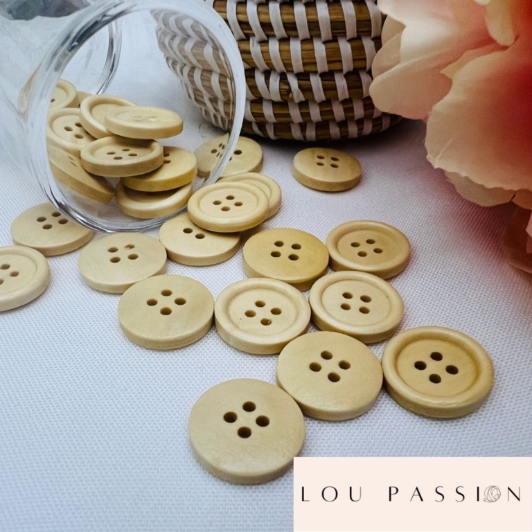 Bouton Ancien En Bois Motif Fraise - Mercerie Vintage, Lot De 1 à 10 Pièces