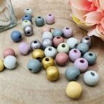 35 Perles bois effet métal pastel 12mm