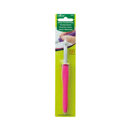 Crochet ergonomique Clover Amour 8,0 mm en emballage, idéal pour le crochet confortable et précis.