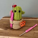 Cactus range-crochets au crochet – kit Lou Passion x LesPtitesBouill