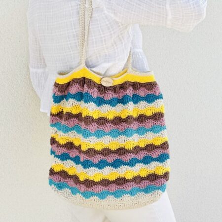 Sac cabas au crochet multicolore – modèle vagues en fil Boho