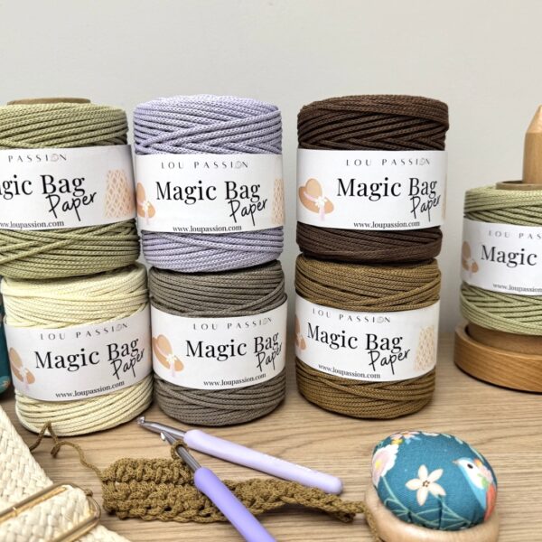 Pelotes de fil Magic Bag Paper Lou Passion - plusieurs coloris disponibles
