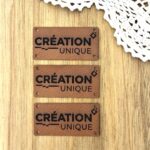 Lot de 3 étiquettes en cuir végétal marron 5x2,5 cm « Création Unique », à coudre ou à coller pour couture crochet tricot
