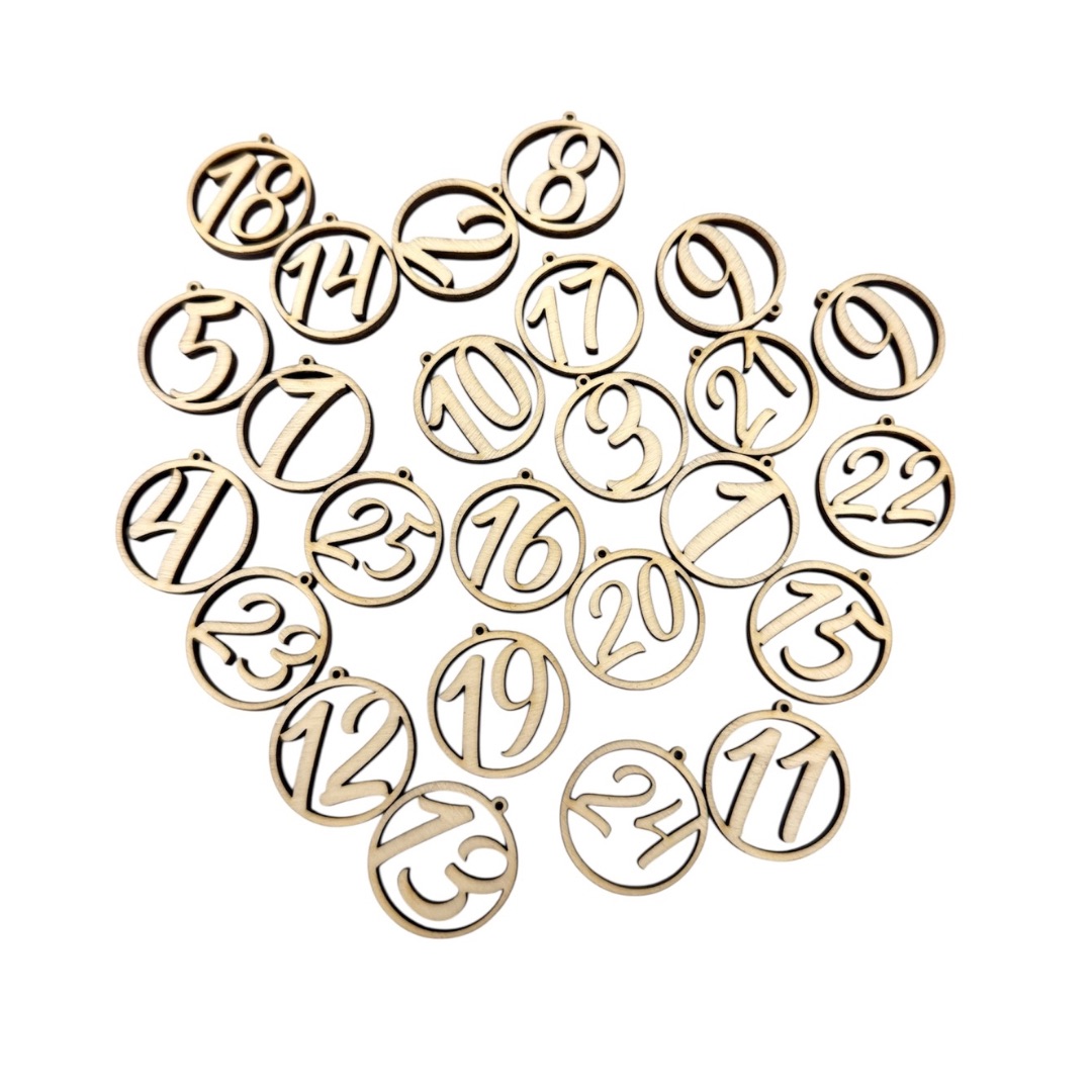 25 chiffres en bois de peuplier fabriqués en France pour calendrier de l’Avent Lou Passion