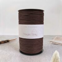 Bobine de fil Magic Bag marron pour sac au crochet