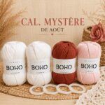 CAL Mystère d’août Lou Passion - Kit crochet Boho avec 2 pelotes blanches, 1 terracotta, 1 rose poudré et 4 anneaux