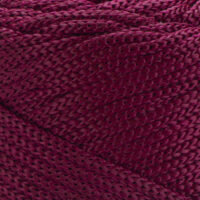Gros plan sur le fil Macramé XL YarnArt bordeaux 145.
