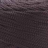 Gros plan sur le fil Macramé XL YarnArt chocolat 157.