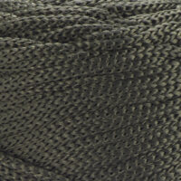 Gros plan sur le fil Macramé XL YarnArt kaki 164.